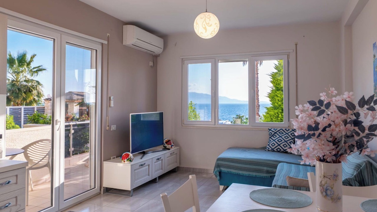 Photo of Others in Sarande