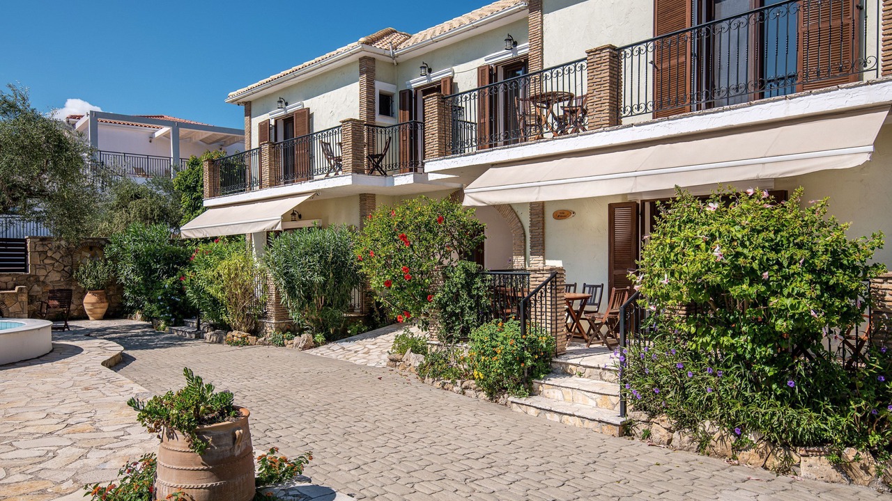 Photo of Outdoor in Neromilos