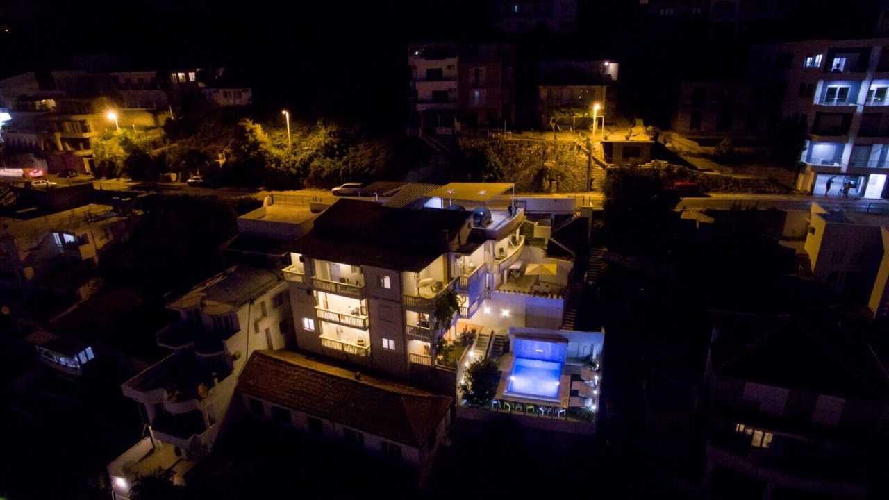 Photo of Outdoor in Rana