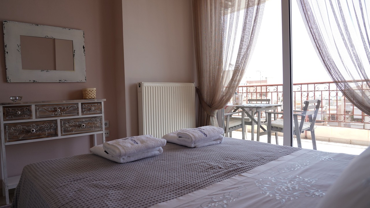 Photo of Bedroom in Aigio
