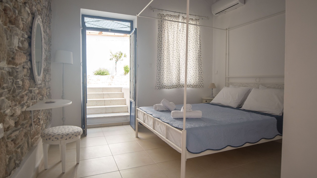 Photo of Bedroom in Lardos