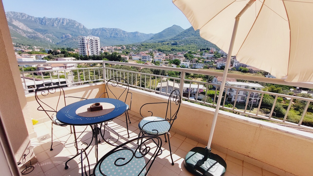 Photo of Outdoor in Bar