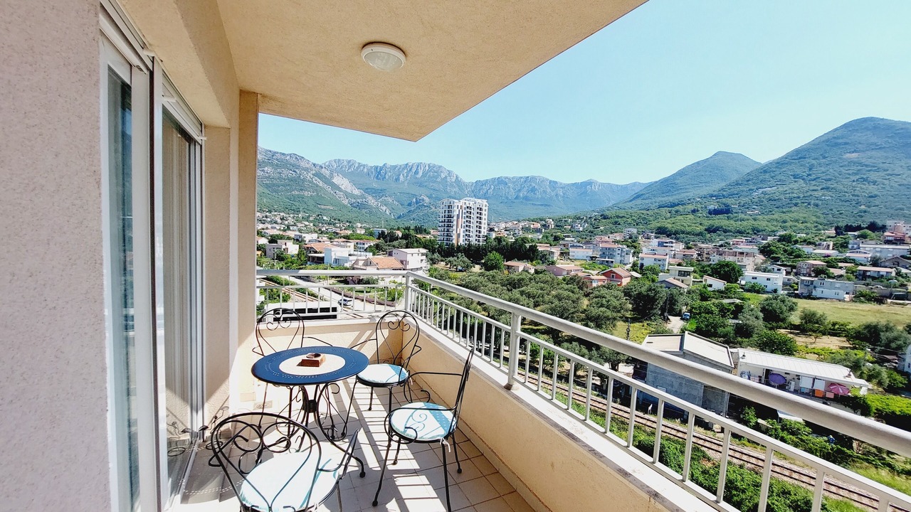 Photo of Outdoor in Bar