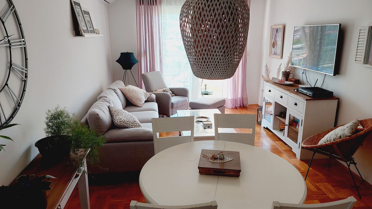 Photo of Livingroom in Bar