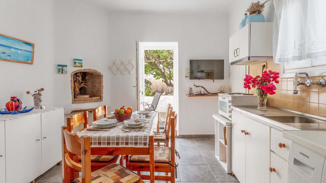 Photo of Kitchen in Paros
