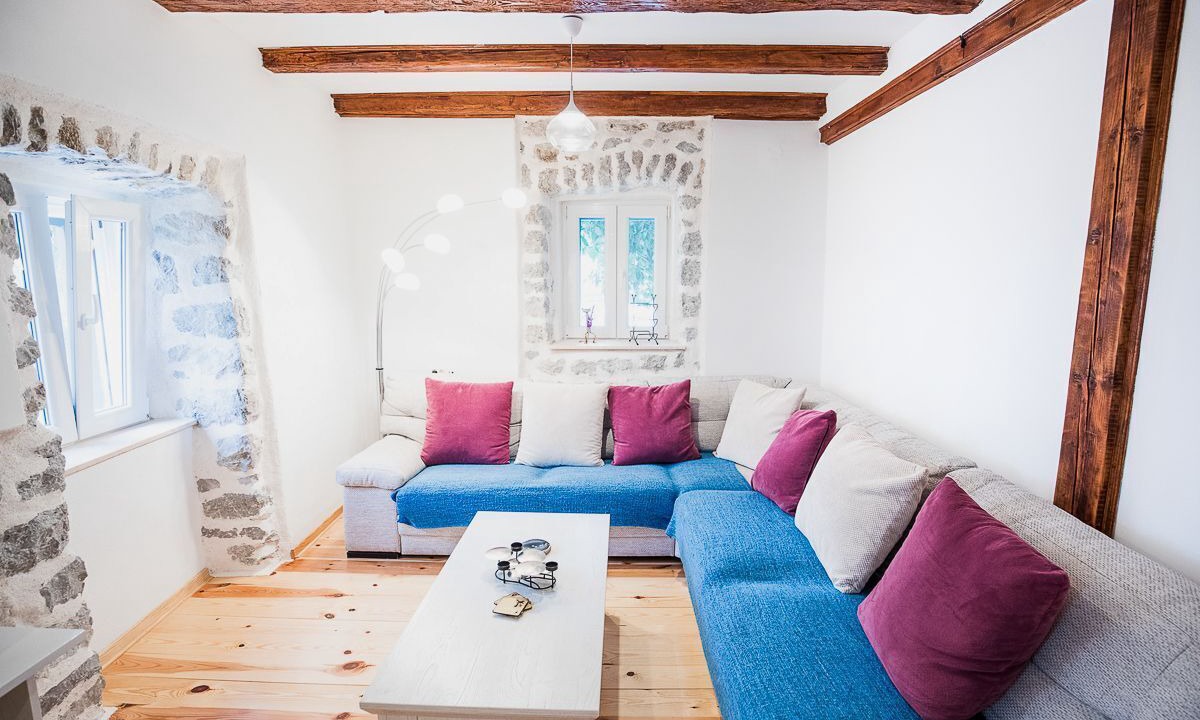 Photo of Livingroom in Kotor