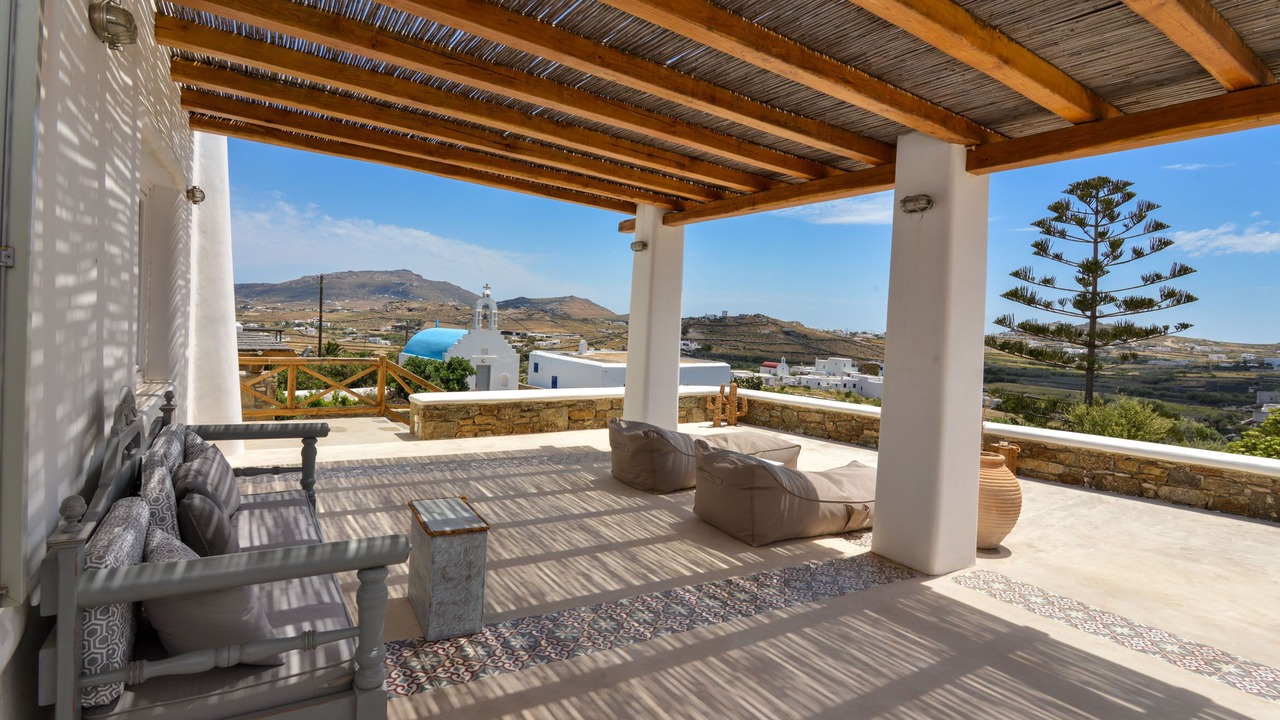 Photo of Patio Balcony in Ano Mera