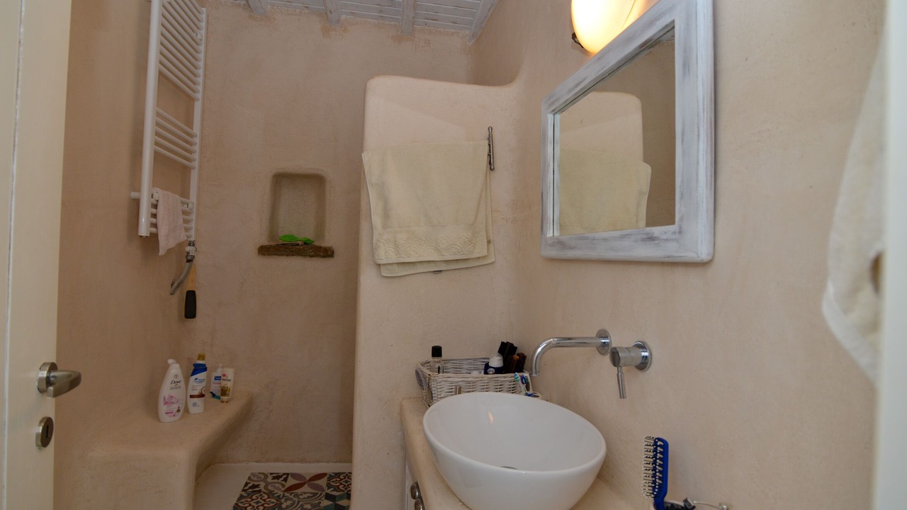 Photo of Bathroom in Ano Mera