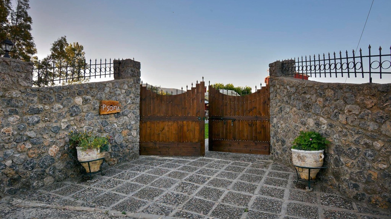 Photo of Outdoor in Chalikounas