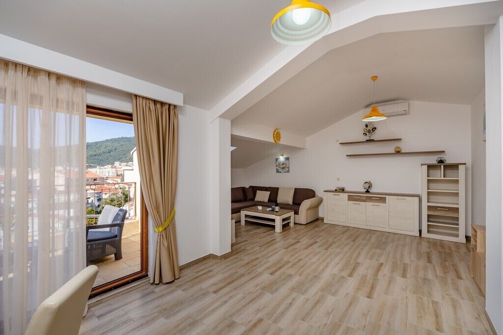 Photo of Livingroom in Lazi