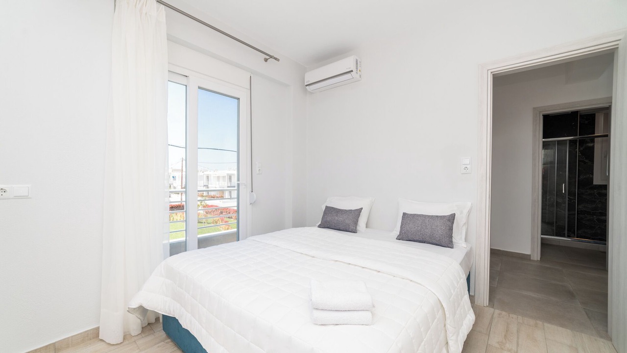 Photo of Bedroom in Paralia Ofryniou