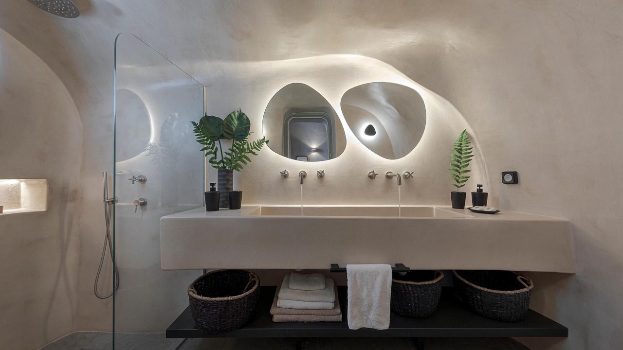 Photo of Bathroom in Oia