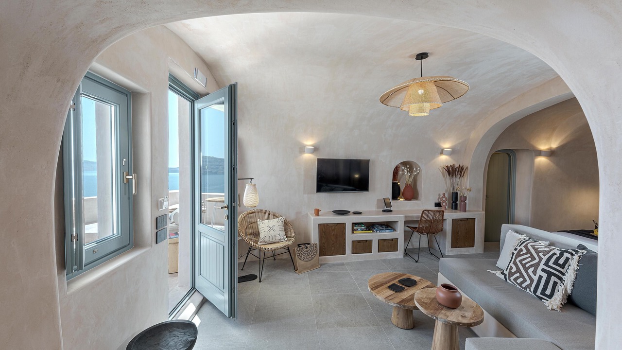 Photo of Bedroom in Oia