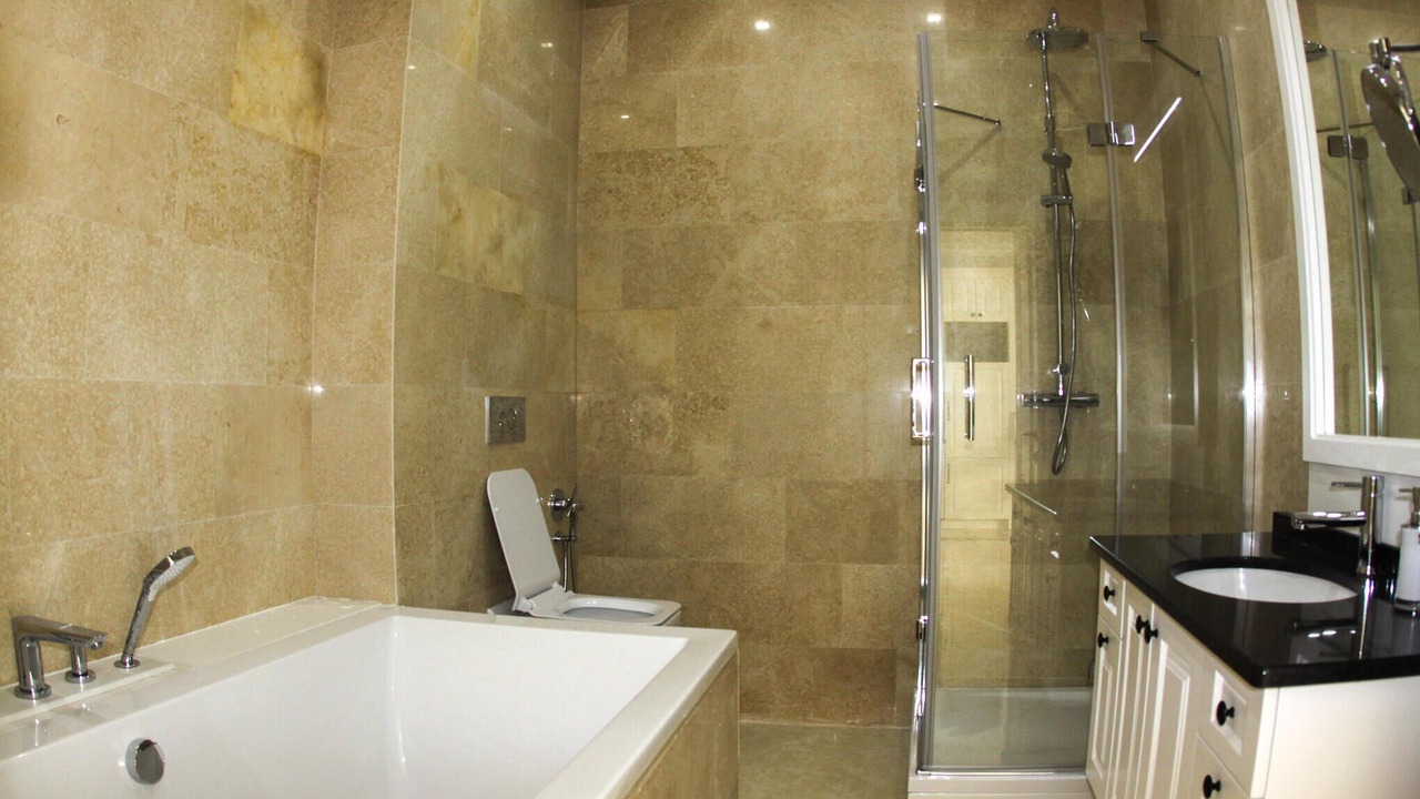 Photo of Bathroom in Mirac