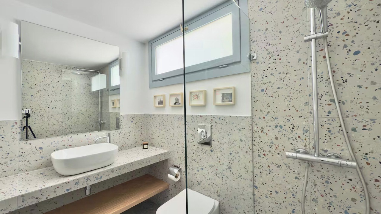 Photo of Bathroom in Sane