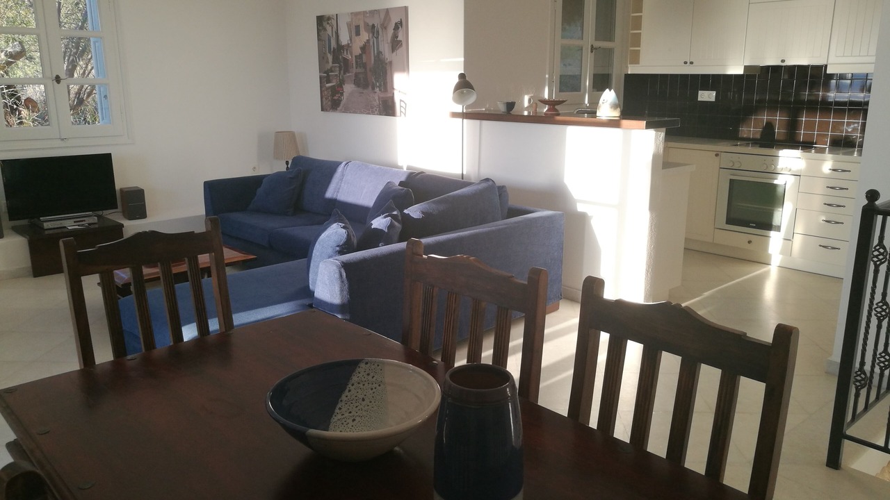 Photo of Livingroom in Maragas