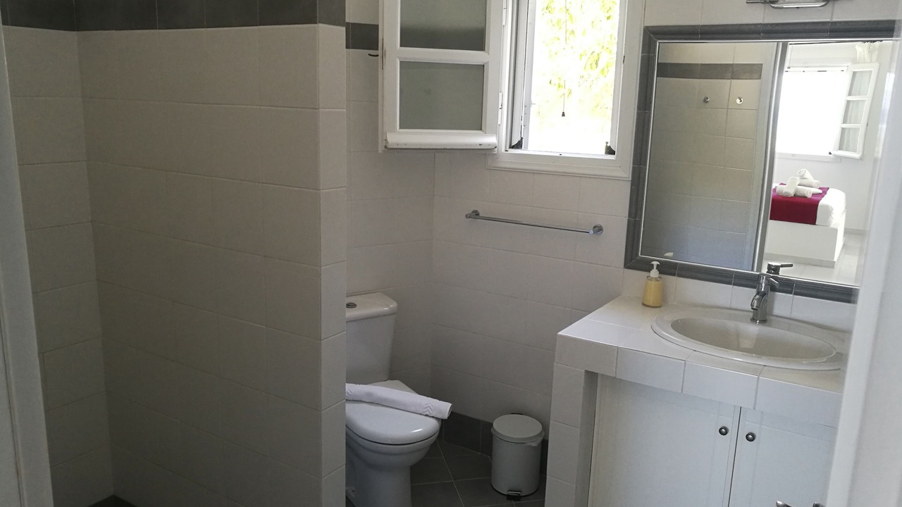 Photo of Bathroom in Maragas
