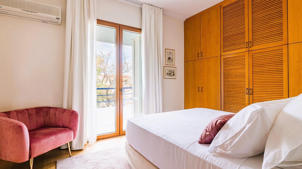 Photo of Bedroom in Glyfada