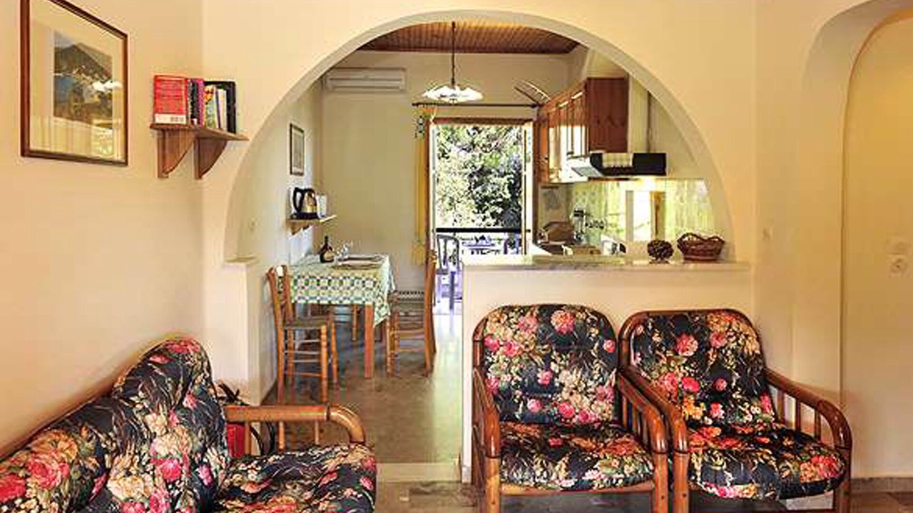 Photo of Livingroom in Petaleia
