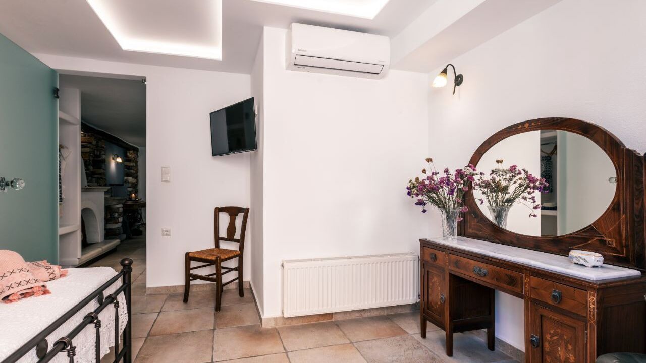 Photo of Bedroom in Old Town Naxos