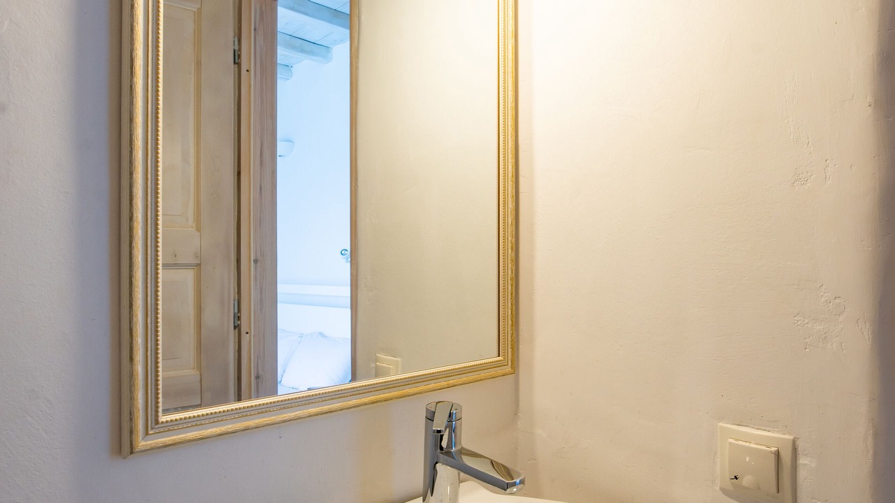 Photo of Bathroom in Kanalia