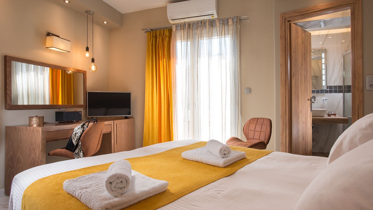 Photo of Bedroom in Adamas