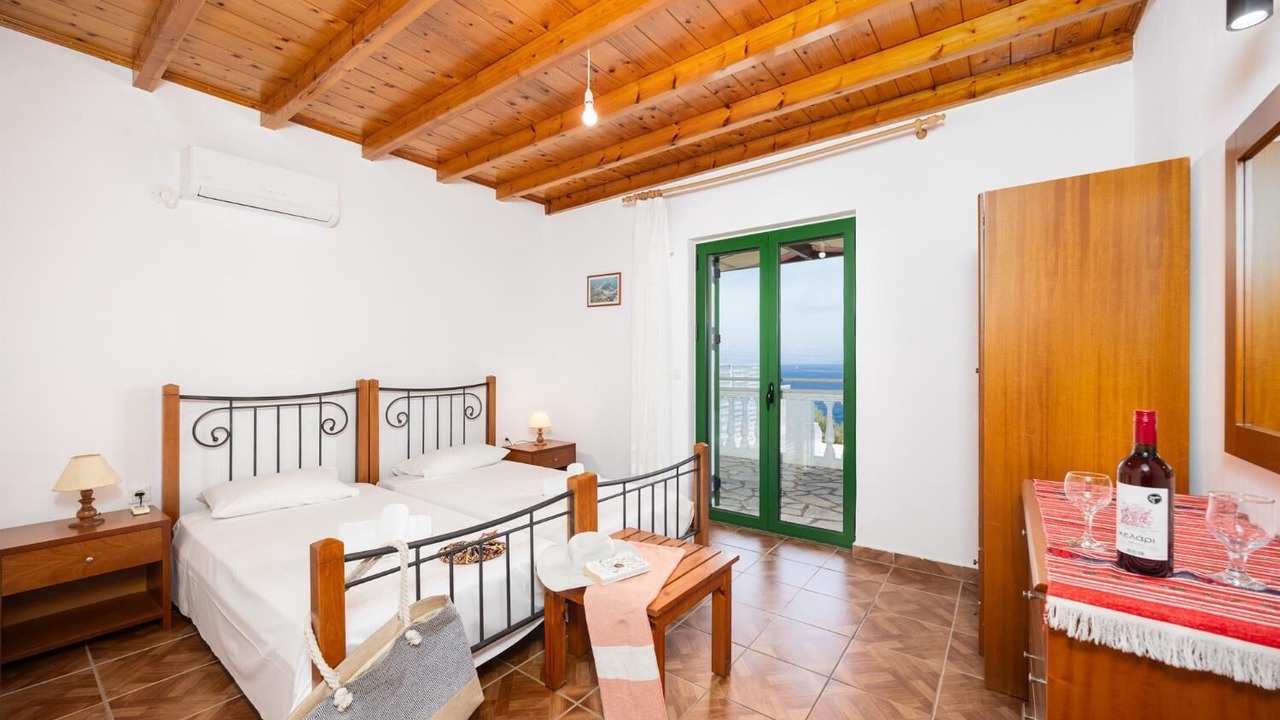 Photo of Others in Paxos