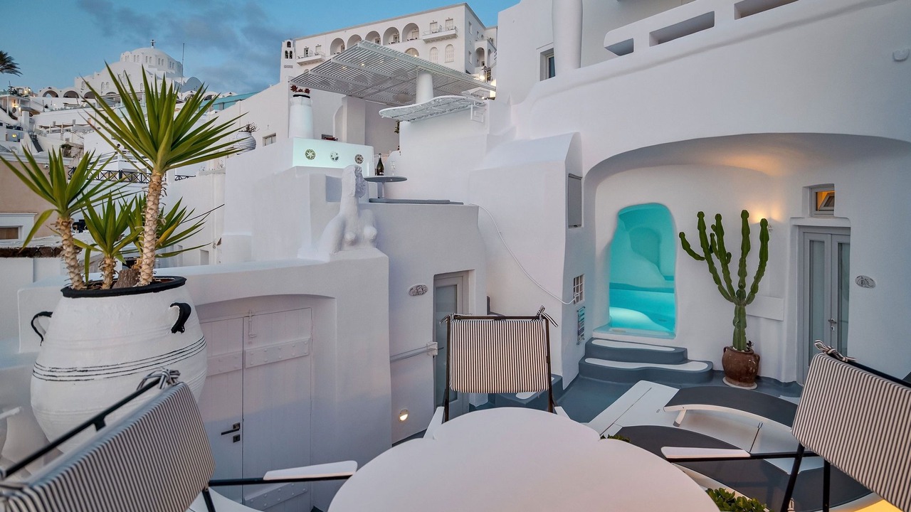 Photo of Outdoor in Fira