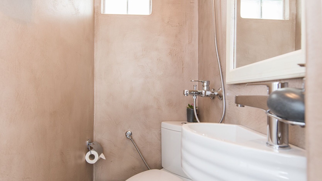 Photo of Bathroom in Fira