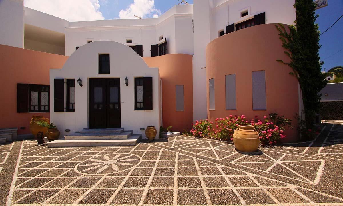 Photo of Outdoor in Fira