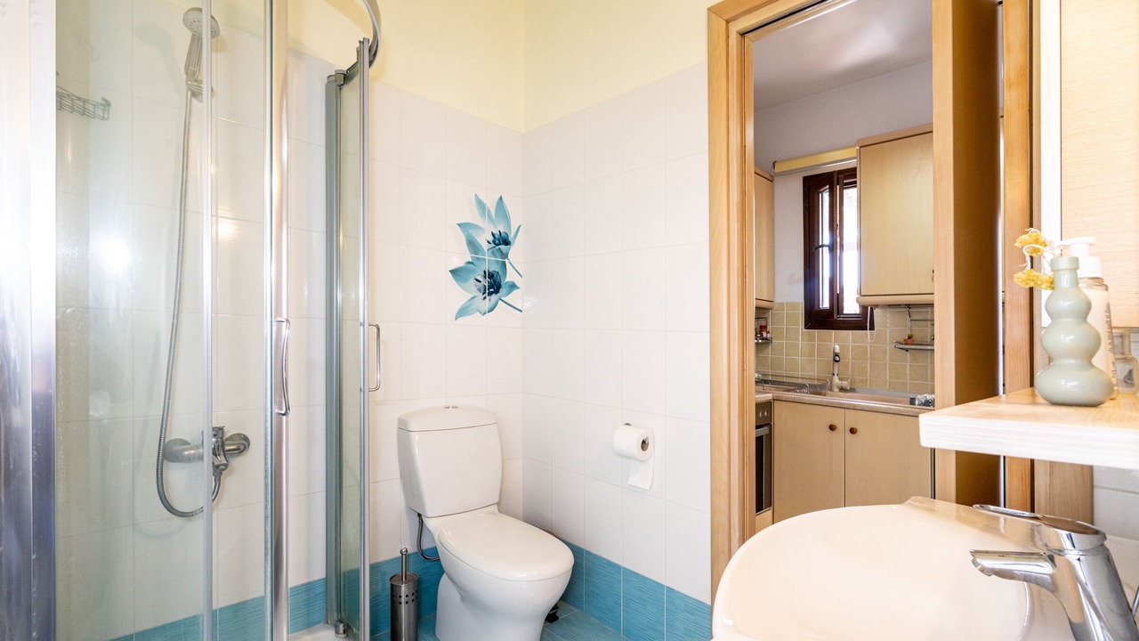 Photo of Bathroom in Kiotari