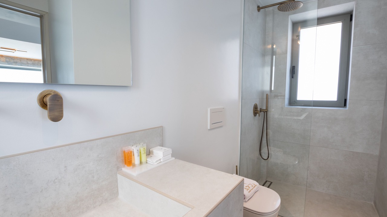 Photo of Bathroom in Amoopi
