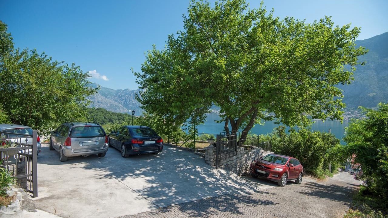 Photo of Outdoor in Prcanj