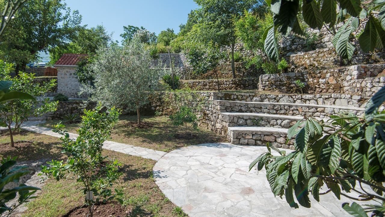Photo of Outdoor in Prcanj