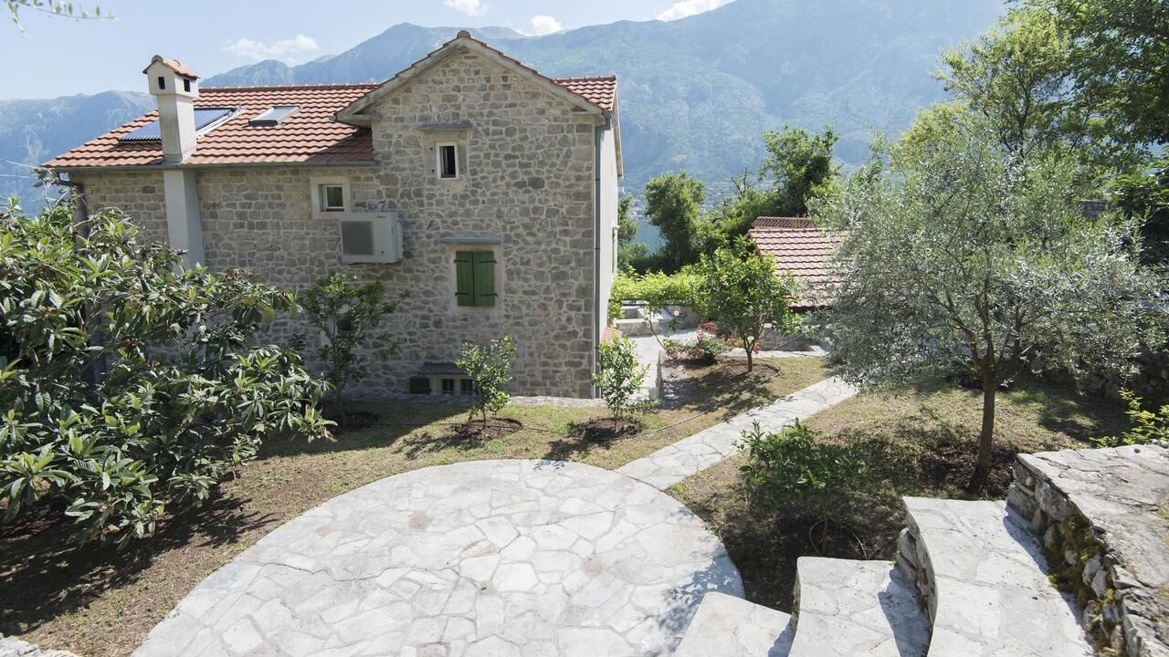 Photo of Outdoor in Prcanj
