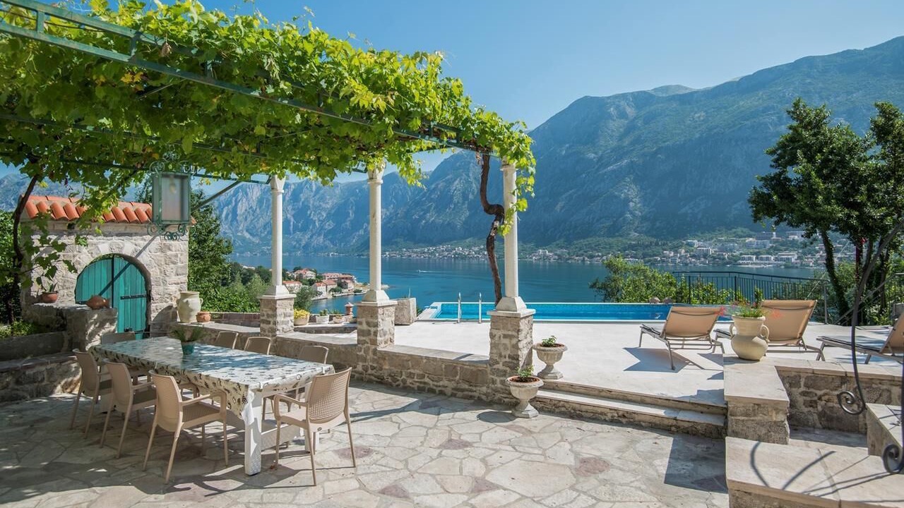 Photo of Outdoor in Prcanj