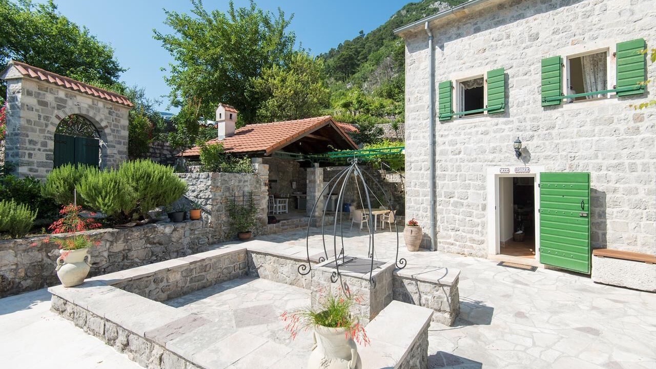 Photo of Patio Balcony in Prcanj