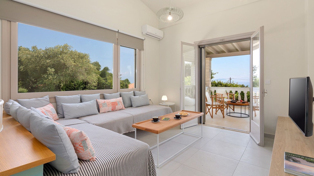 Photo of Livingroom in Benitses