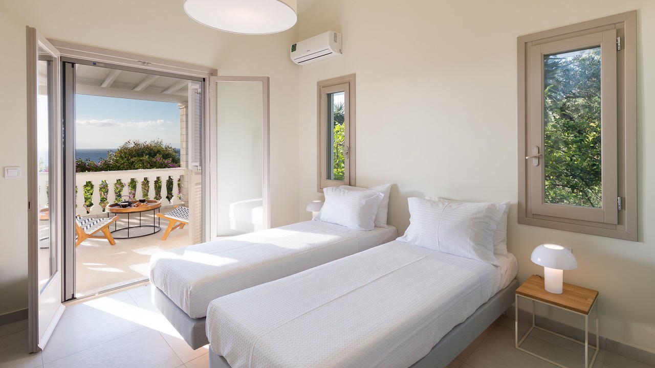 Photo of Bedroom in Benitses