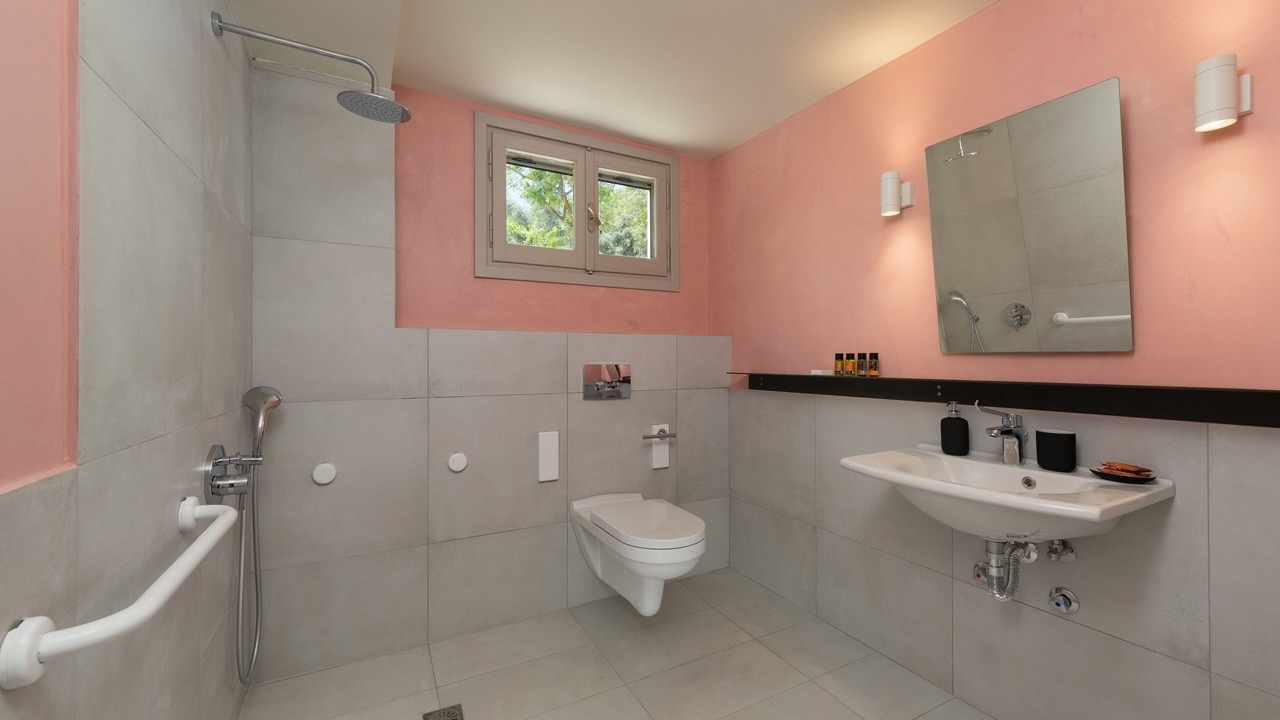 Photo of Bathroom in Benitses