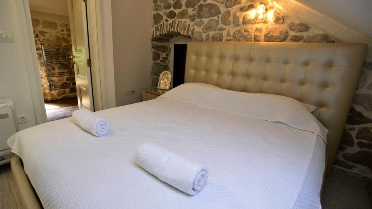 Photo of Bedroom in Kotor
