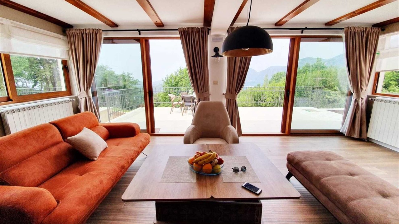 Photo of Livingroom in Becici