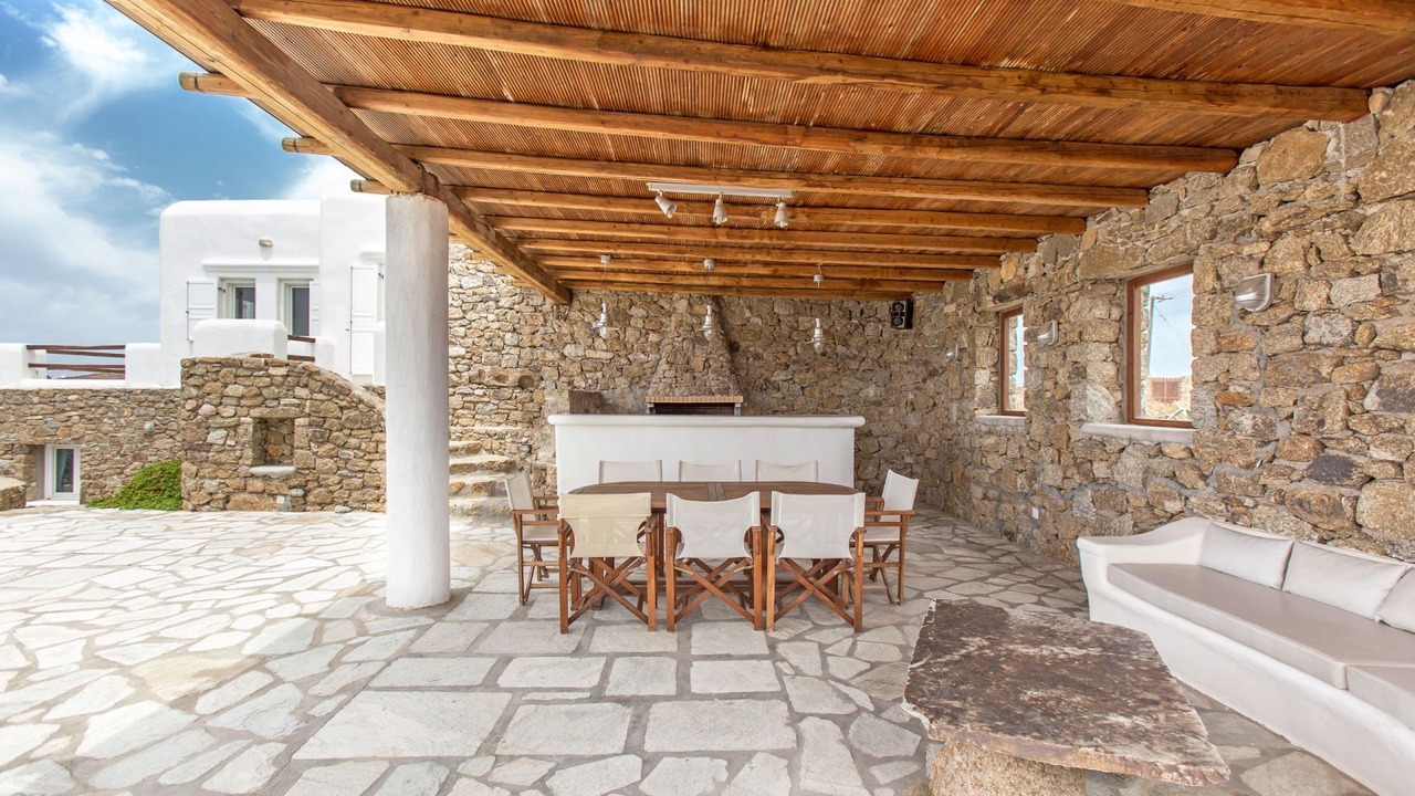 Photo of Outdoor in Plintri