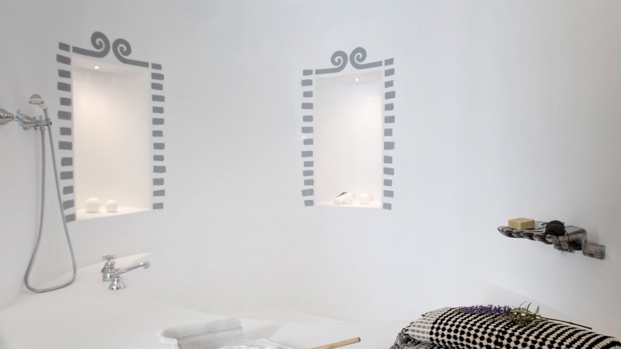 Photo of Bathroom in Fira