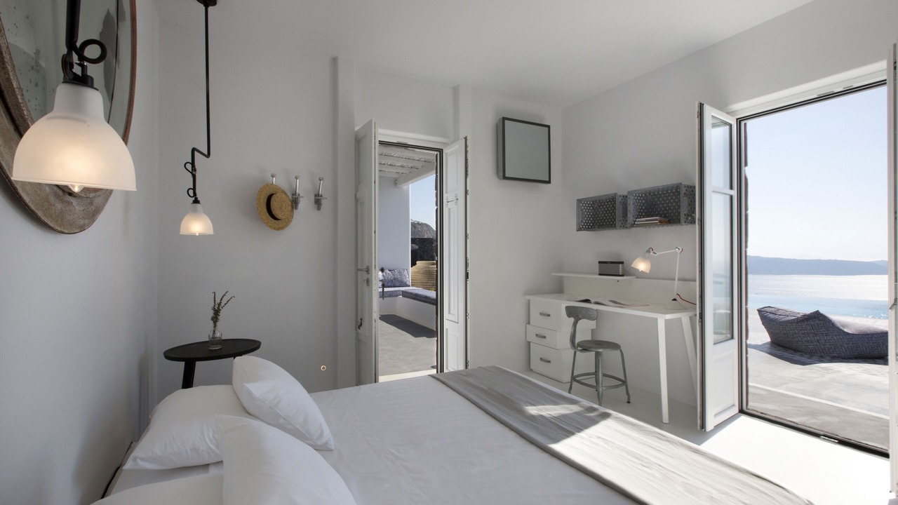 Photo of Bedroom in Fira
