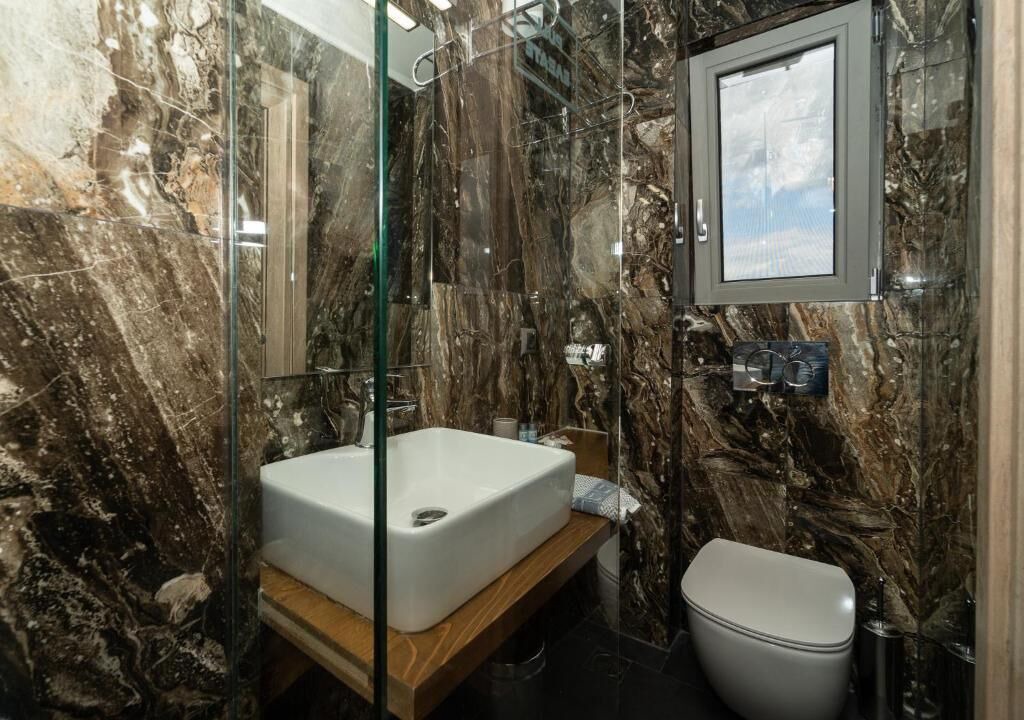 Photo of Bathroom in Methoni