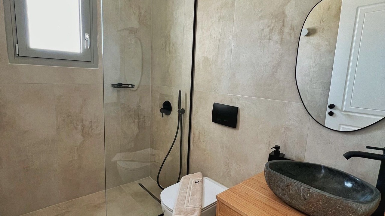 Photo of Bathroom in Lahania