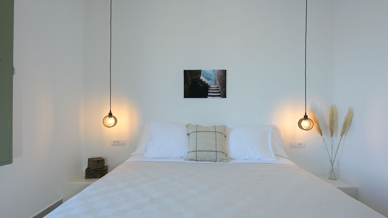 Photo of Bedroom in Oia