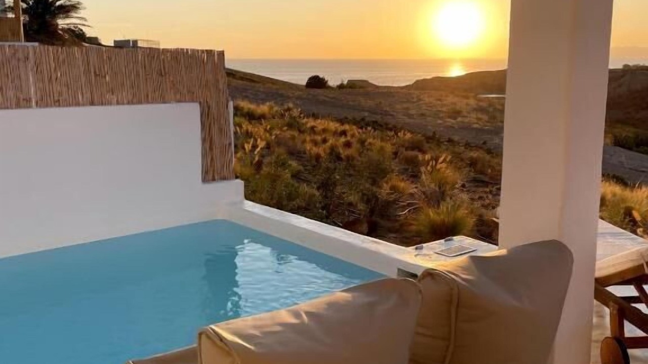 Photo of Bedroom in Exo Gialos