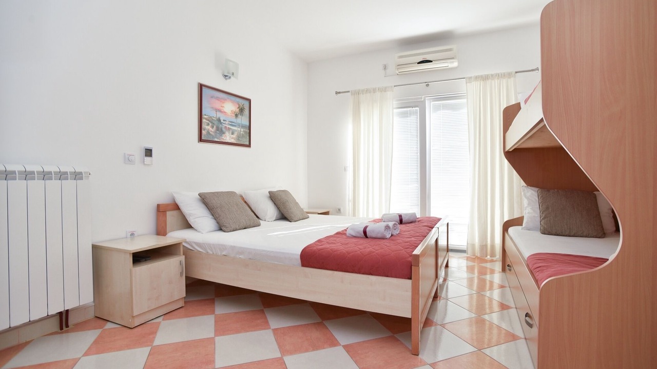 Photo of Bedroom in Tomicici